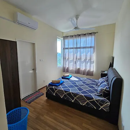 Valerie Homestay Sandakan Exterior photo